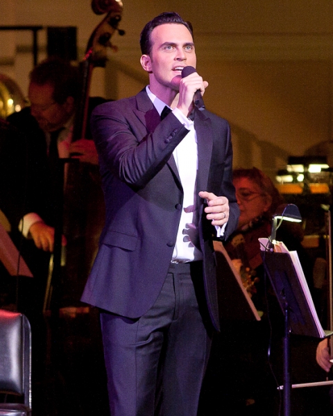 Photo Coverage: Cheyenne Jackson Performs at Carnegie Hall Image