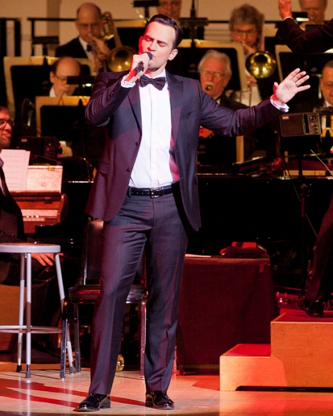 Photo Coverage: Cheyenne Jackson Performs at Carnegie Hall Image