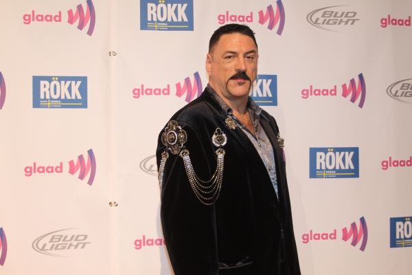 Photo Coverage: Carrie Preston, Ruben Flores, et al. at 2011 GLAAD OUT Auction Image