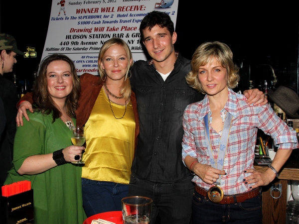 Zuzanna Szadkowski, Kelli Giddish, Jake Silbermann & Amy Carlson"Stockings With Care" Photo