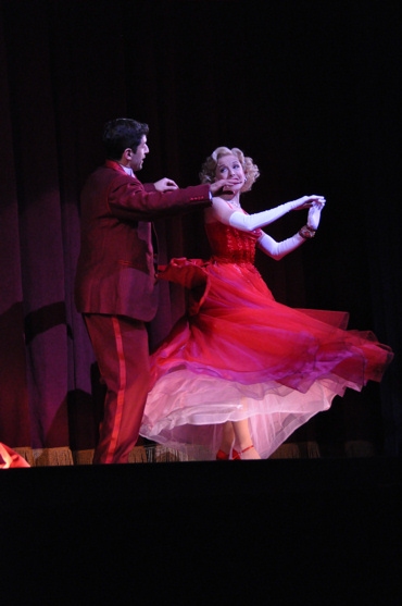 Photo Coverage: Paper Mill Playhouse's WHITE CHRISTMAS Celebrates Opening Night Image