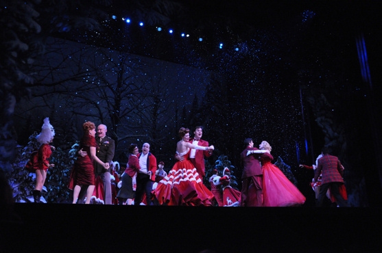 Photo Coverage: Paper Mill Playhouse's WHITE CHRISTMAS Celebrates Opening Night Image