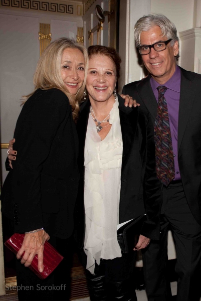 Photo Flash: Steve Tyrell  Plays The Carlyle Image