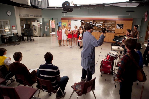 Photo Flash: Behind the Scenes of GLEE's 'I Kissed a Girl' 