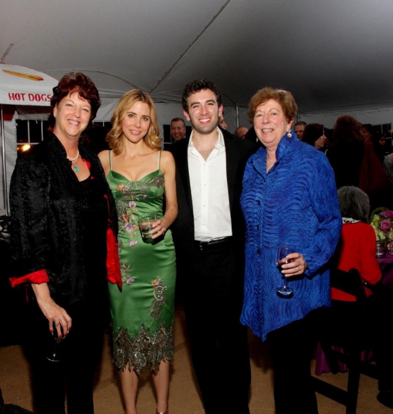 Photo Flash: Kerry Butler and Jarrod Spector Lead Landmark on Main Street's Spotlight Gala '11 Image