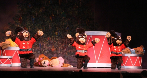 Photo Coverage: CHRISTMAS TIME Opens at Reagle Music Theatre Dec. 3 Image