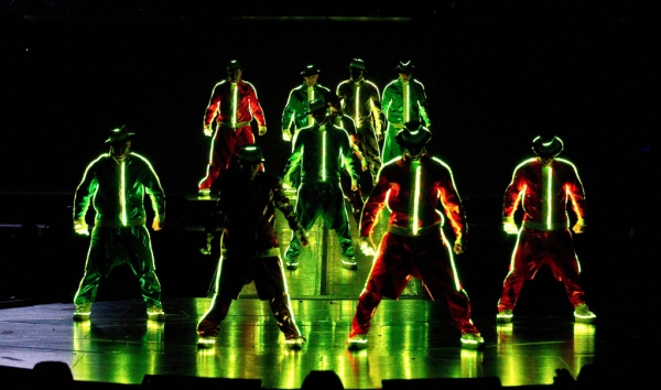 Photo Flash: Cirque du Soleil's Michael Jackson THE IMMORTAL World Tour Opens in Las Vegas! Image
