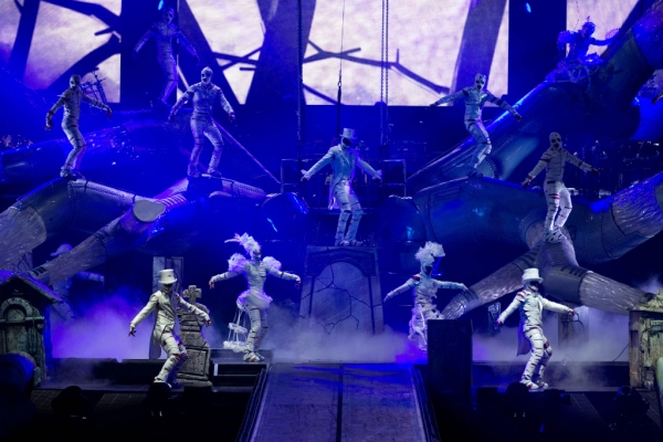 Photo Flash: Cirque du Soleil's Michael Jackson THE IMMORTAL World Tour Opens in Las Vegas! Image
