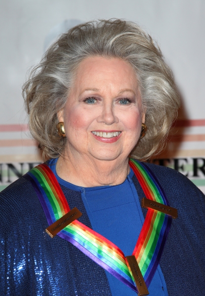 Photo Coverage: Meryl Streep, Barbara Cook & More at the Kennedy Center Honors - The Red Carpet! 