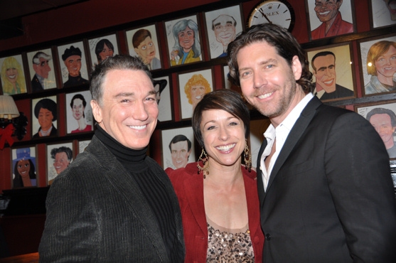 Photo Coverage: James Barbour Brings Holiday Concert to Sardi's Featuring Paige Davis Image