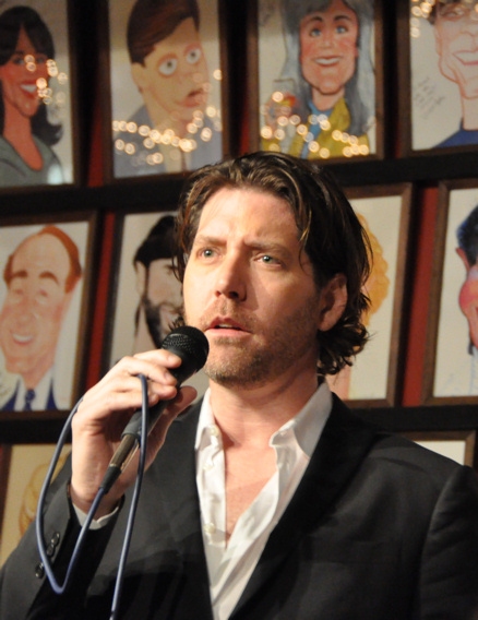 Photo Coverage: James Barbour Brings Holiday Concert to Sardi's Featuring Paige Davis Image