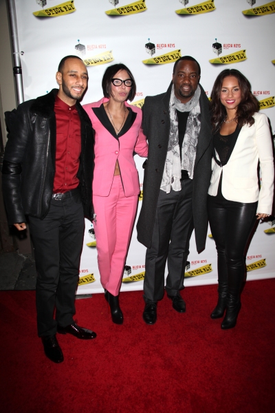 Photo Coverage: STICK FLY Starry Theatre Arrivals! Image