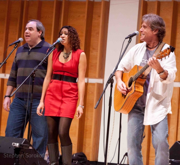 Photo Coverage: David Ippolito Brings 'That Guitar Man from Central Park' Back to Merkin Hall Image