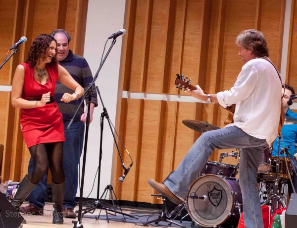 Photo Coverage: David Ippolito Brings 'That Guitar Man from Central Park' Back to Merkin Hall Image