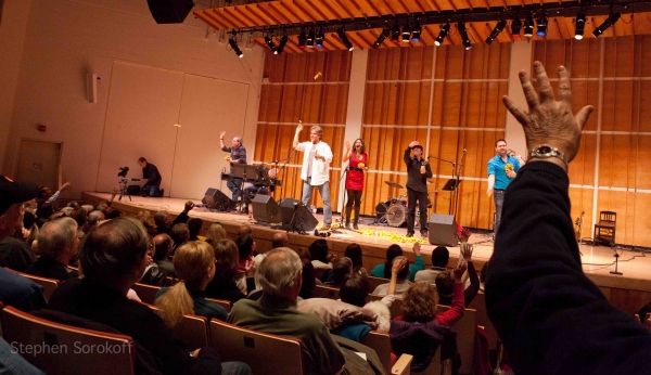 Photo Coverage: David Ippolito Brings 'That Guitar Man from Central Park' Back to Merkin Hall Image