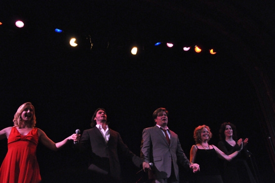 Photo Coverage: Rob Evan and Neil Berg Host Broadway All-Star Holiday Concert in Irvington, NY Image