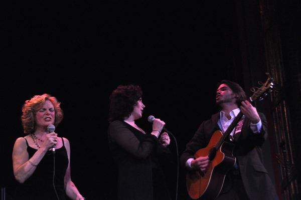 Photo Coverage: Rob Evan and Neil Berg Host Broadway All-Star Holiday Concert in Irvington, NY Image