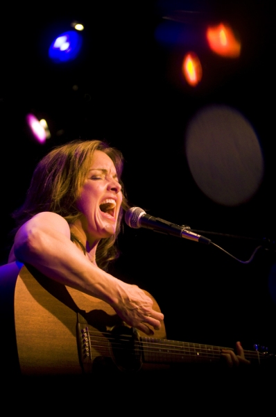 Photo Flash: Alice Ripley Plays the Laurie Beechman Image