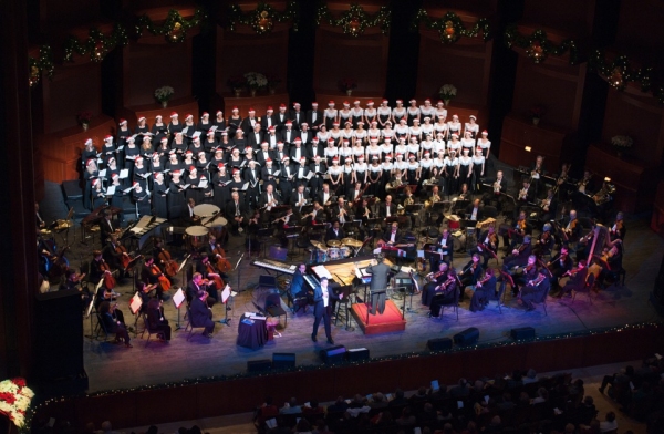 Photo Flash: 'Home for the Holidays' With Brian Stokes Mitchell and NJSO! Image
