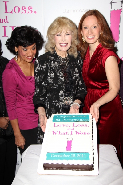 Photo Flash: LOVE, LOSS AND WHAT I WORE Celebrates 900 Performances Off-Broadway Image