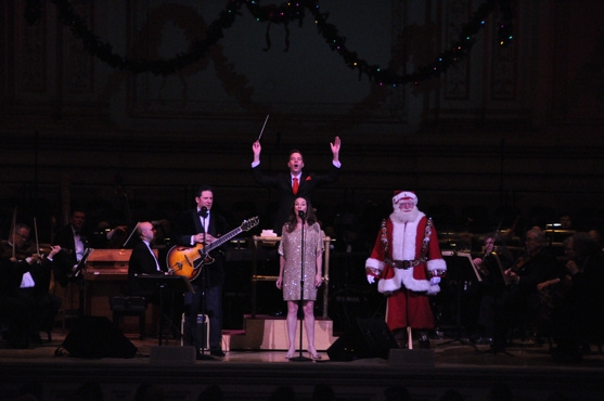 John Pizzarelli, Steven Reineke, Jessica Molaskey and Santa Claus Photo