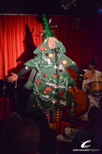 Tony Award-nominee Sam Harris at Upright Cabaret's A Broadway Christmas  Photo