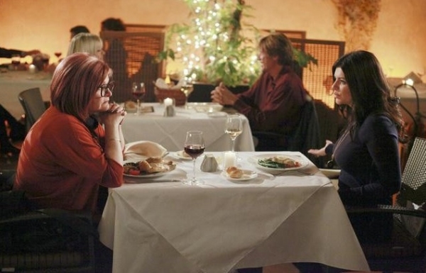 Photo Flash: Sneak Peek - Faith Prince Guest Stars on ABC's HAPPY ENDINGS Tonight Image