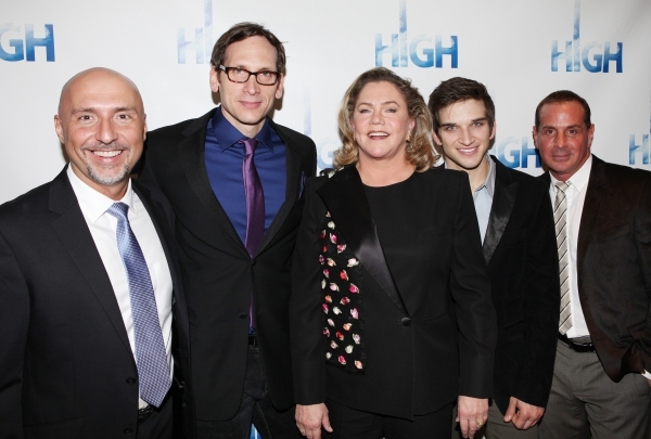 Kathleen Turner and the cast of HIGH Photo