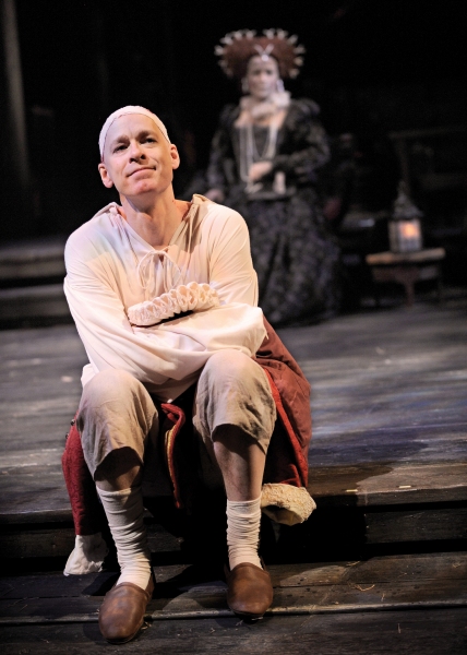 Photo Flash: First Look at Chicago Shakespeare Theatre's ELIZABETH REX Image