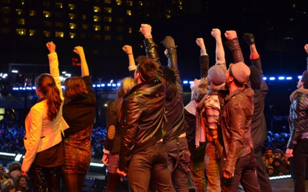 Photo Coverage: AMERICAN IDIOT Tour Rocks Nathan Phillips Square 