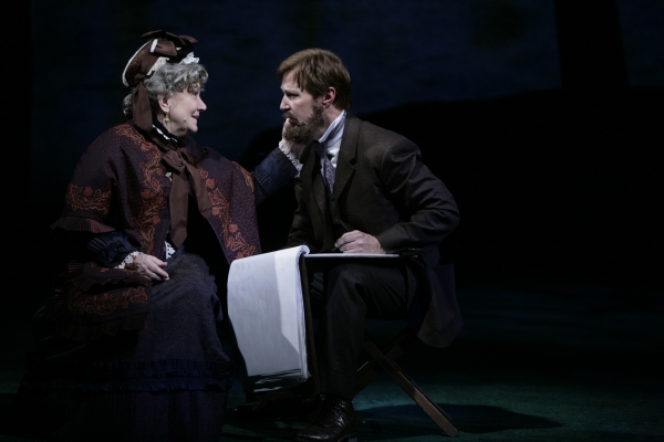 Photo Flash: First Look at Erin Davie & Ron Bohmer in Repertory Theatre of St. Louis' SUNDAY IN THE PARK WITH GEORGE! Image