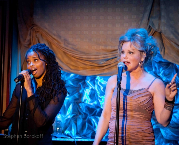 Photo Coverage: Kim Garfunkel Plays Feinstein's at Loews Regency Image