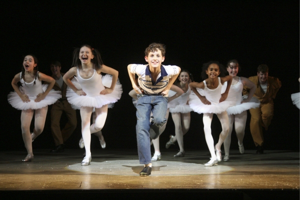 Photo Flashback: BILLY ELLIOT Closes After 3 Years on Broadway Image