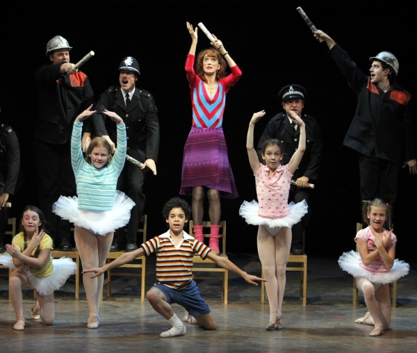 Photo Flashback: BILLY ELLIOT Closes After 3 Years on Broadway Image