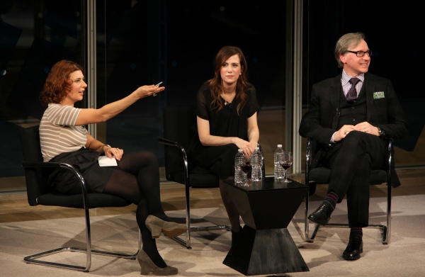 Photo Coverage: Kristen Wiig & Seth Rogen Visit New York Times Arts & Leisure Weekend Image