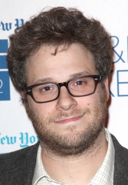 Photo Coverage: Kristen Wiig & Seth Rogen Visit New York Times Arts & Leisure Weekend 