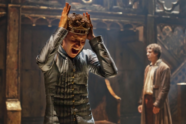 Photo Flash: First Look at Eddie Redmayne in Donmar Warehouse's RICHARD II Image