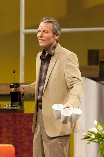 Photo Flash: First Look at Brooks Ashmanskas, Stephen Bogardus, et al. in Huntington Theatre Company's GOD OF CARNAGE Image