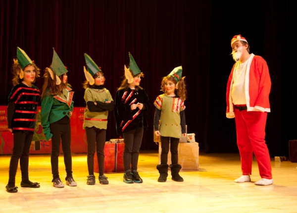Photo Flash: Beijing Playhouse Presents THE GRINCH Image