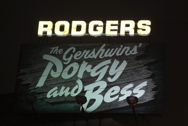 Photo Coverage: THE GERSHWIN's PORGY & BESS Opening Night Theatre Arrivals Image