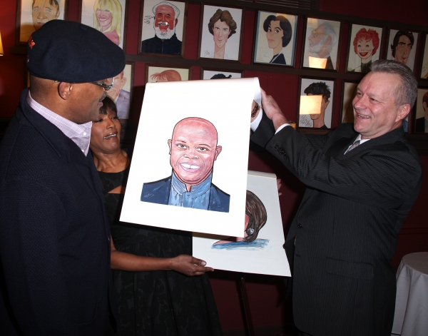 Photo Coverage: Samuel L. Jackson and Angela Bassett Unveil Sardi's Portraits! Image