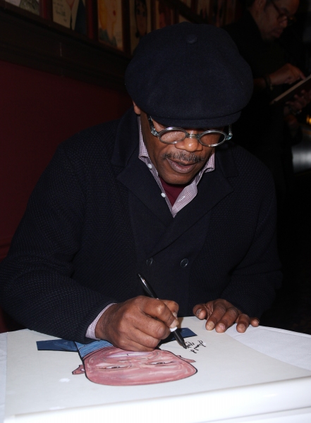 Photo Coverage: Samuel L. Jackson and Angela Bassett Unveil Sardi's Portraits! Image