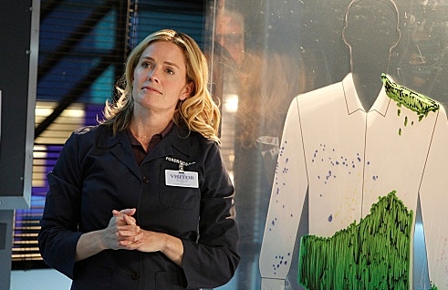 Photo Flash: First Look - Elisabeth Shue Joins the Cast of CBS's CSI, 2/15 Image
