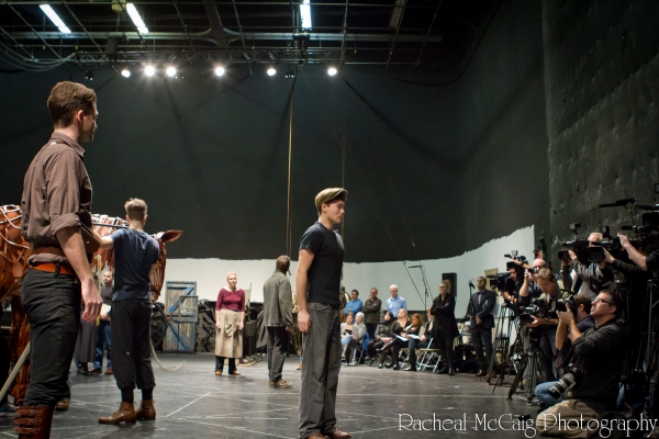 Photo Coverage: Sneak Peek at Toronto's WAR HORSE Image