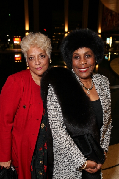 Photo Flash: Broadway-Bound CLYBOURNE PARK Opens in LA Image