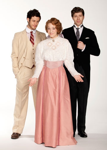 (from left) Kyle Harris stars as George Emerson, Ephie Aardema as Lucy Honeychurch an Photo