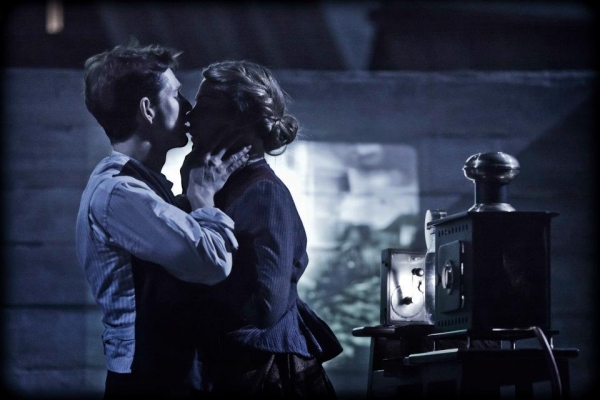 Photo Coverage: First Look at National Theatre Live's TRAVELLING LIGHT Image