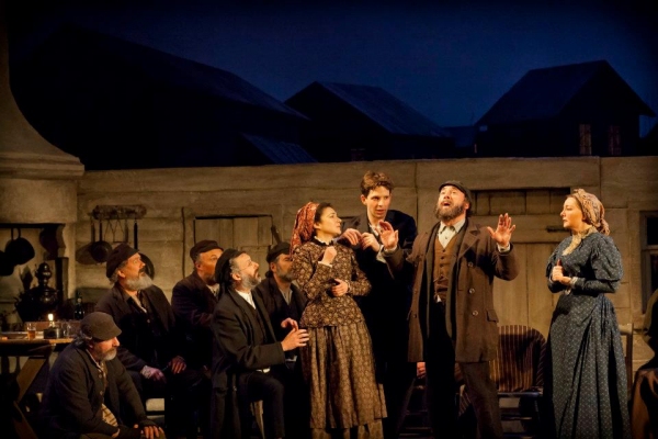 Photo Coverage: First Look at National Theatre Live's TRAVELLING LIGHT Image