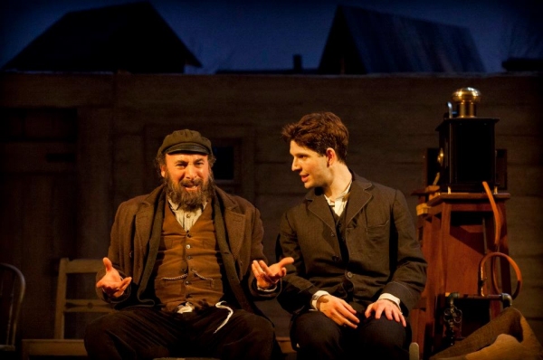Photo Coverage: First Look at National Theatre Live's TRAVELLING LIGHT Image