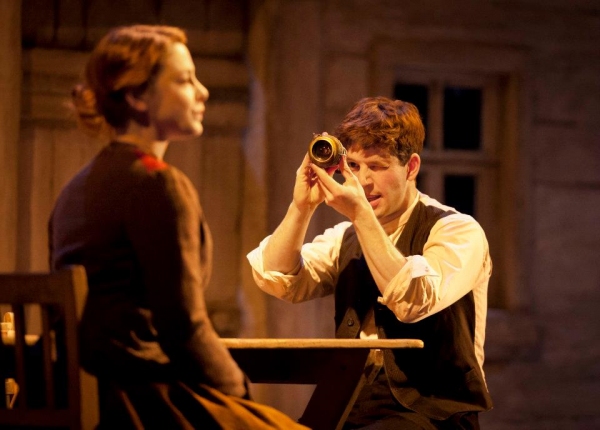 Photo Coverage: First Look at National Theatre Live's TRAVELLING LIGHT Image